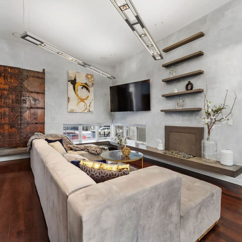 5BR 5BA Architectural Estate-theatre Gym Rooftop