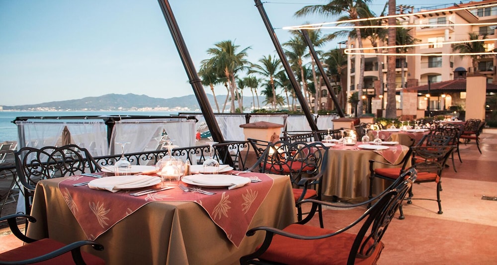 Luxury Suite at Villa del Palmar