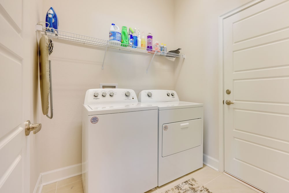 11 Mi to Beach: Newly Built Palm Coast Home!