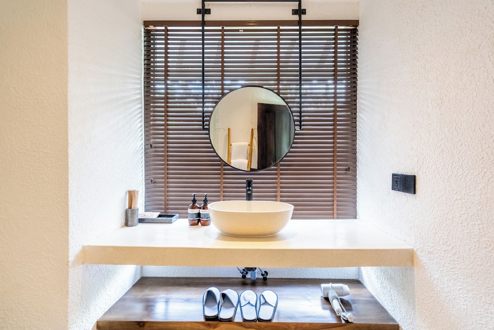 Sacred Jungle by EVDEkimi Ubud – Modern Villas and Apartments with Kitchens, Pools, & Personalized Concierge Service