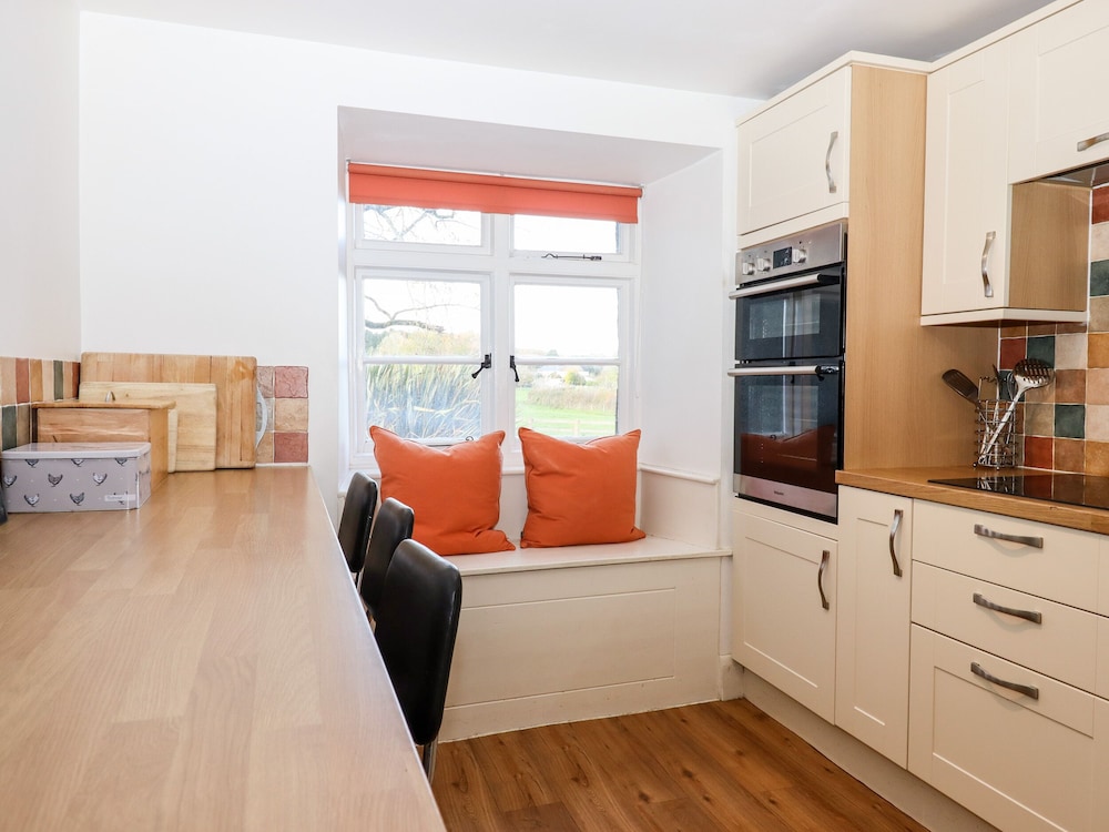 Twelve Oaks Farmhouse