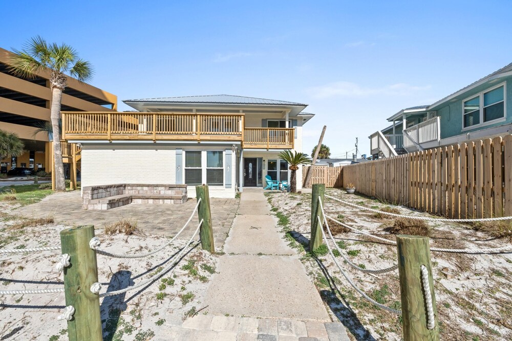 Beach House - Spyglass by PHG