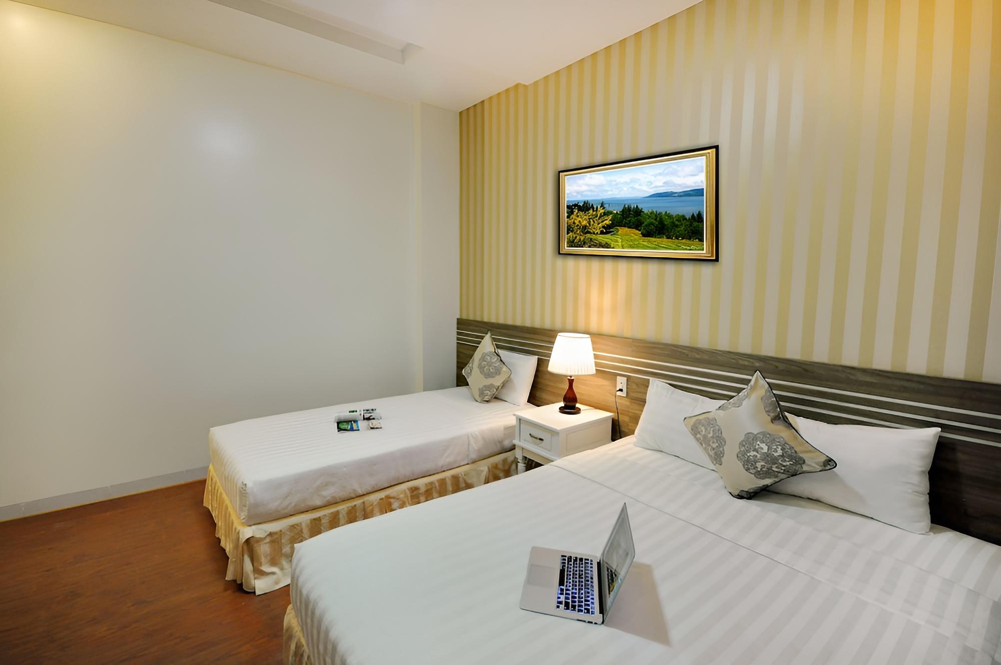 New Mexico Hotel