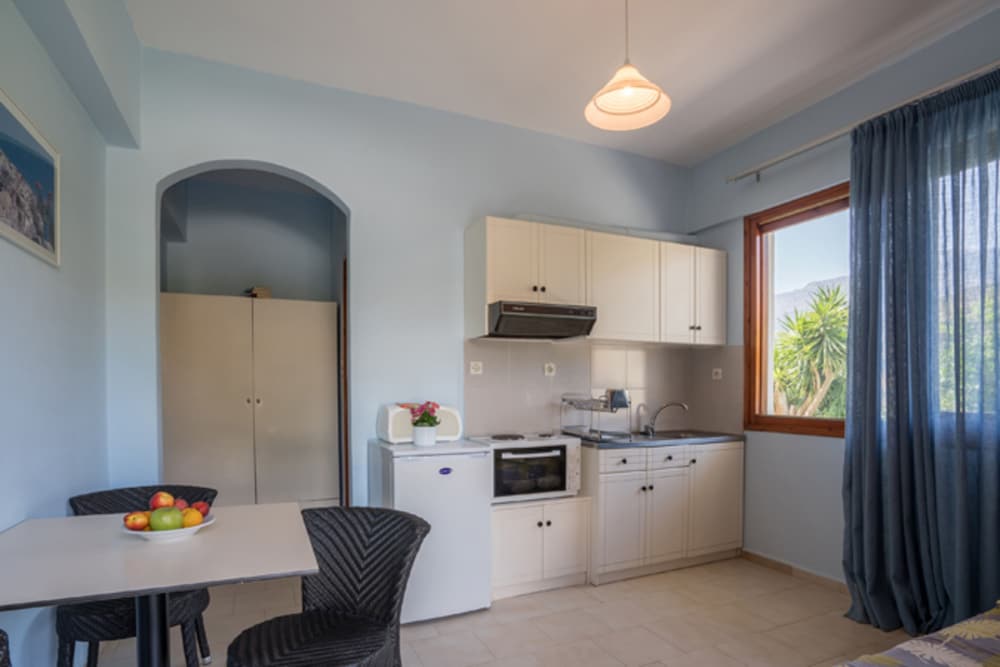 Anthos Apartments