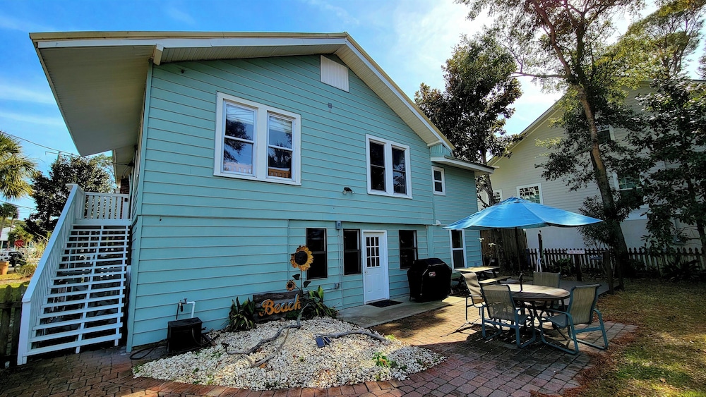 Country's Retreat Tybee Vacation Rentals