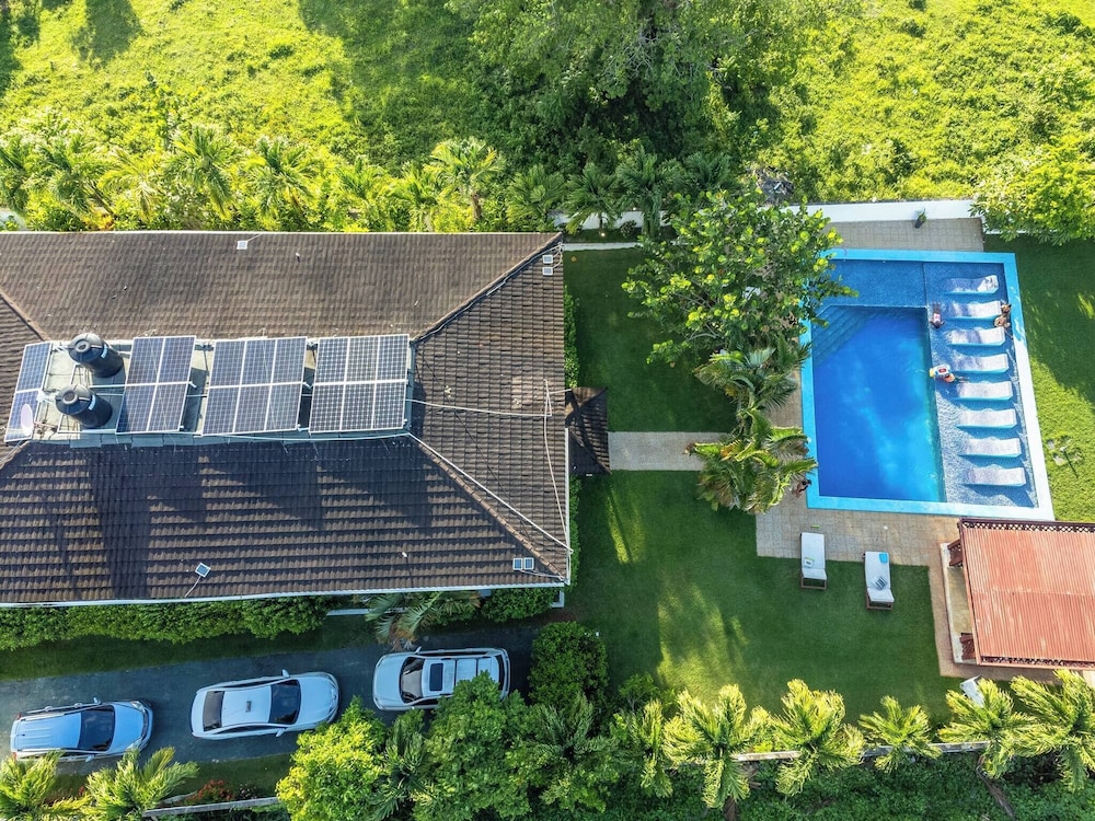 Natural Pool Villa Perfect for Families