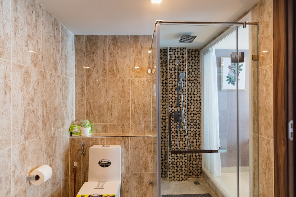 Centara Grand Avenue by Pattaya Holiday view 5