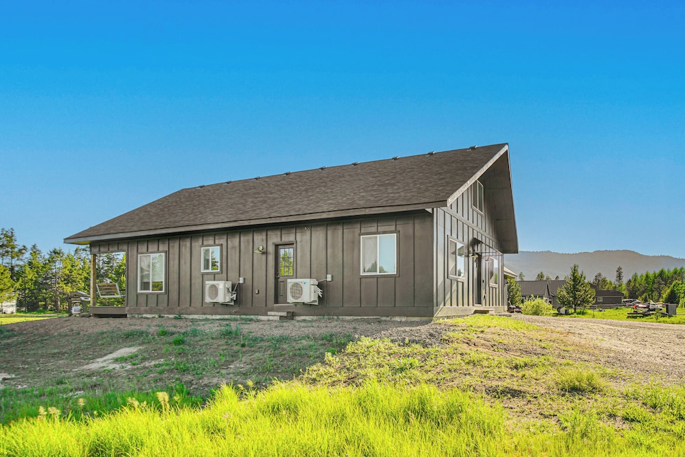 Family-friendly Donnelly Home w/ Private Hot Tub! view 2