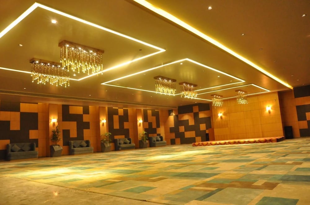 Meetings & Events