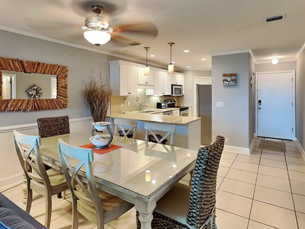 Oceanfront Luxury: 2BR Condo, New Rental