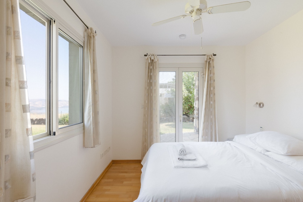 Almagor House view 4