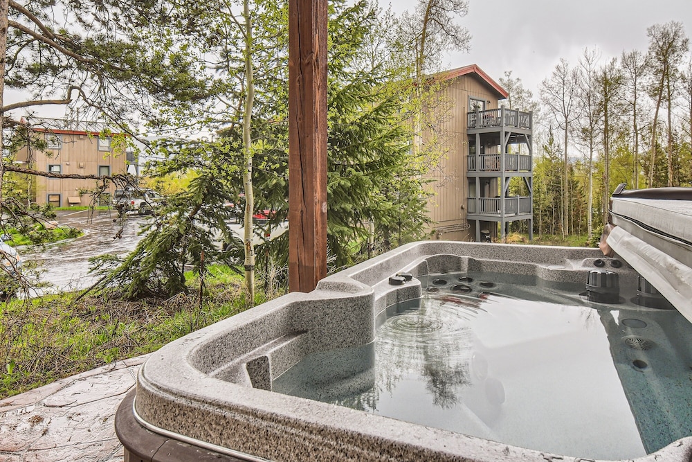 Summit County Vacations - 42 Burgundy 4br 3.5ba 4 Bedroom Townhouse by RedAwning - Property Image 1