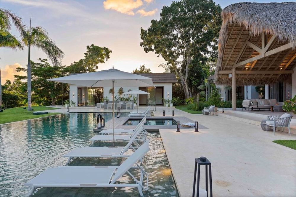 Casa Cana Luxury Tropical Villa in Casa de Campo