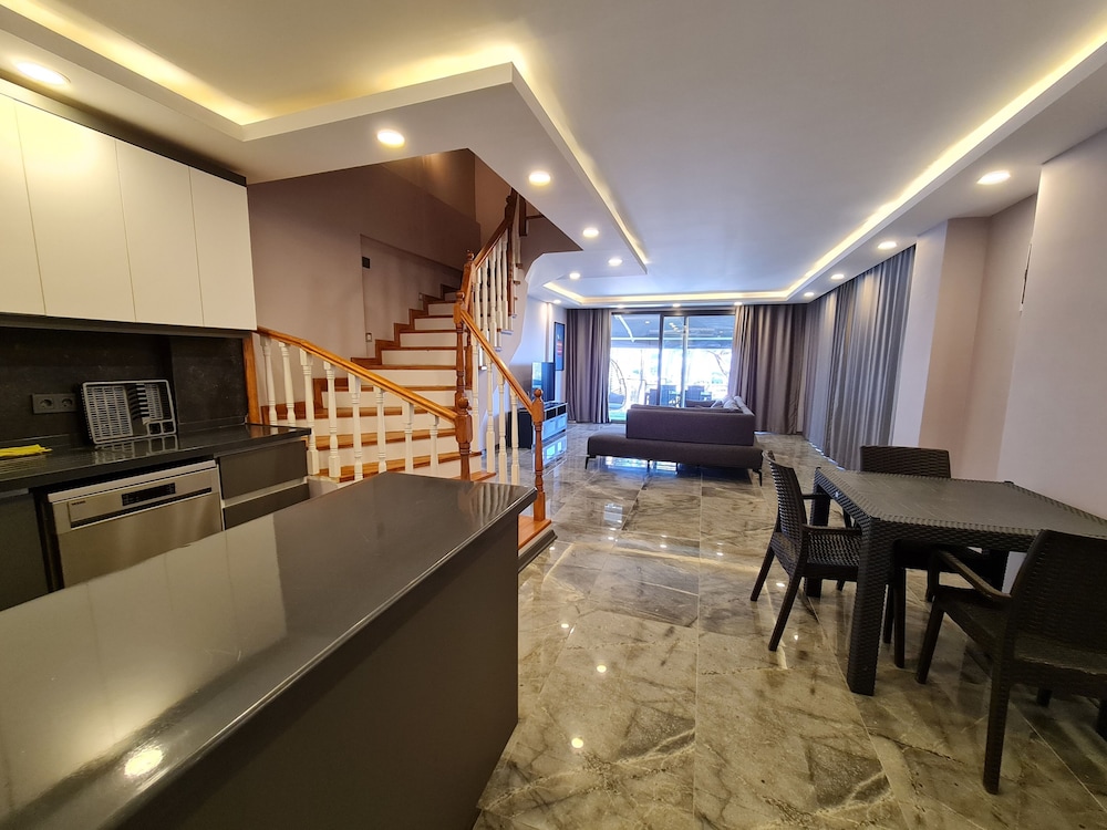 Erdem's Villas view 5