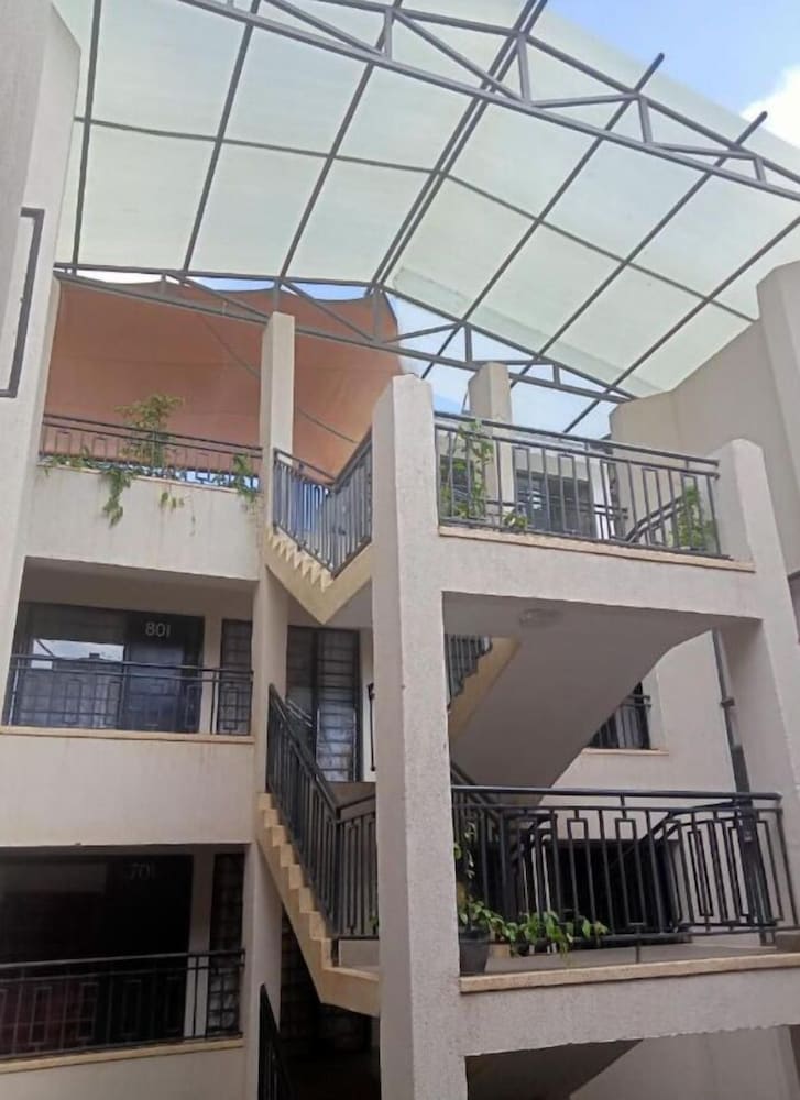 Lux Suites Convertible Studios Embakasi view 4