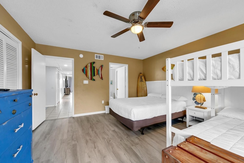 Edgewater Golf Villa 3204