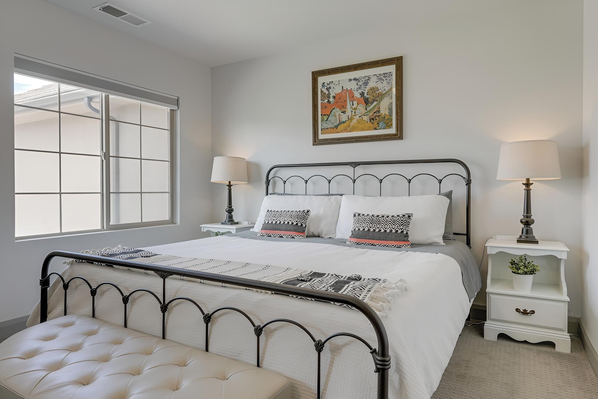 Washington Townhome w/ Views & Pool Access! view 3
