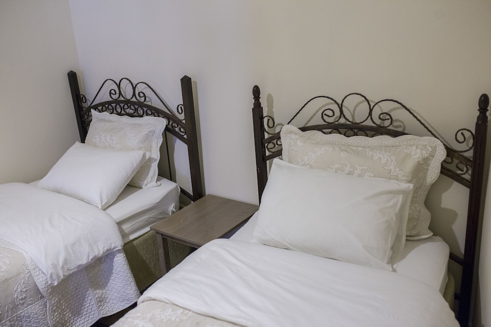 Kamelya Cave Hostel - Adults Only view 2