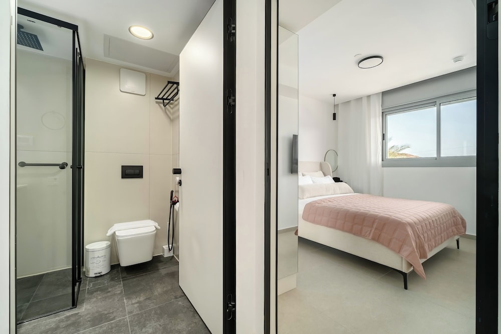 Red Canyon Peaceful Stay by Sea N' Rent
