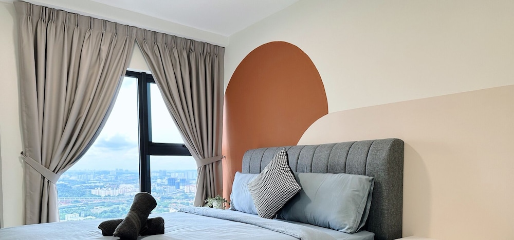 Arte Cheras Luxury Suites