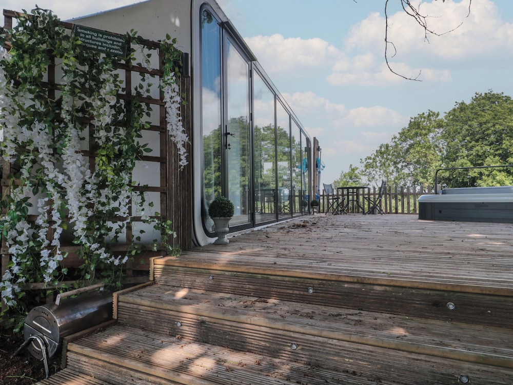 Buckland House Pod