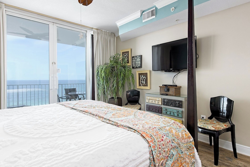 San Carlos #605 by Southern Vacation Rentals