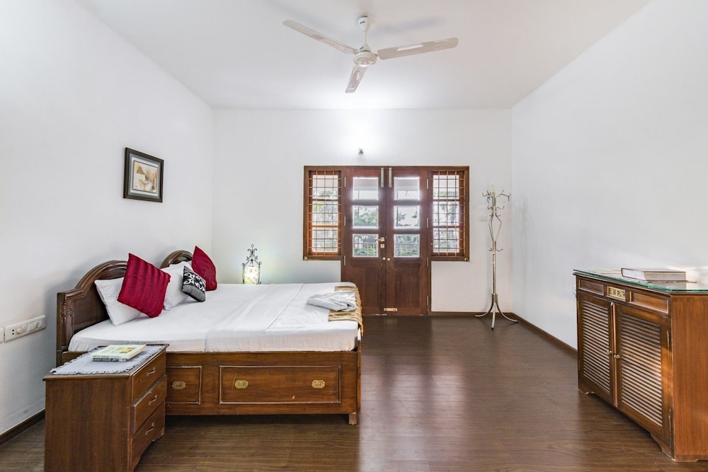 GuestHouser 5 BHK Homestay 5150