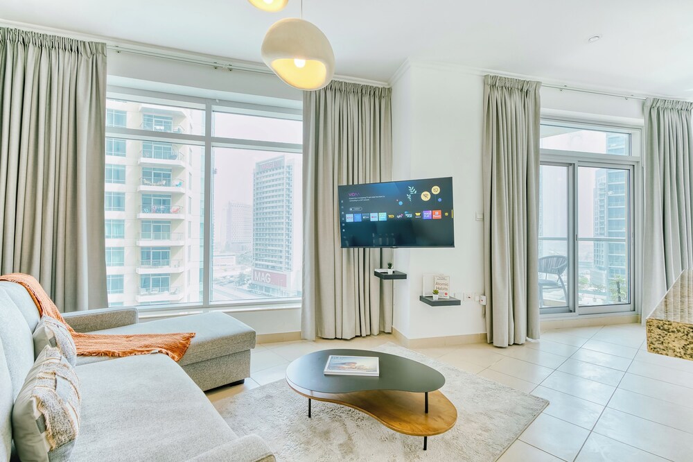 PVH - Inviting 1BR - Burj Views