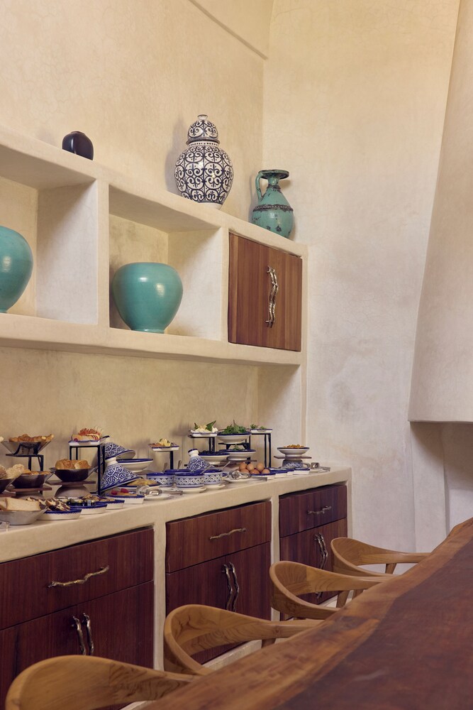 Nobu Riad