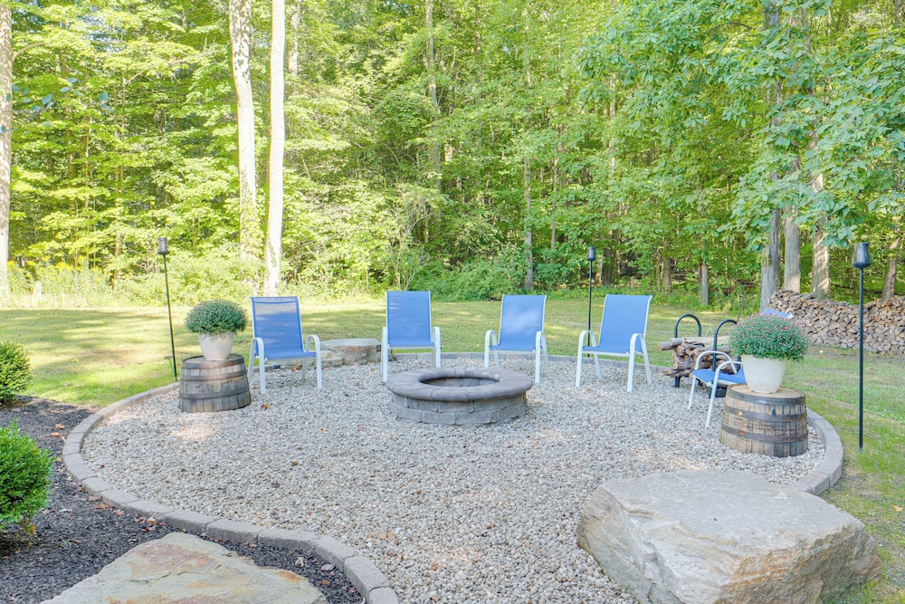 1 Mi to Geneva SP: Family Home w/ Game Room & Yard