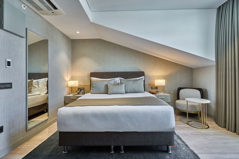 Rayelin Hotel Istanbul Old City Special Category - Image 11