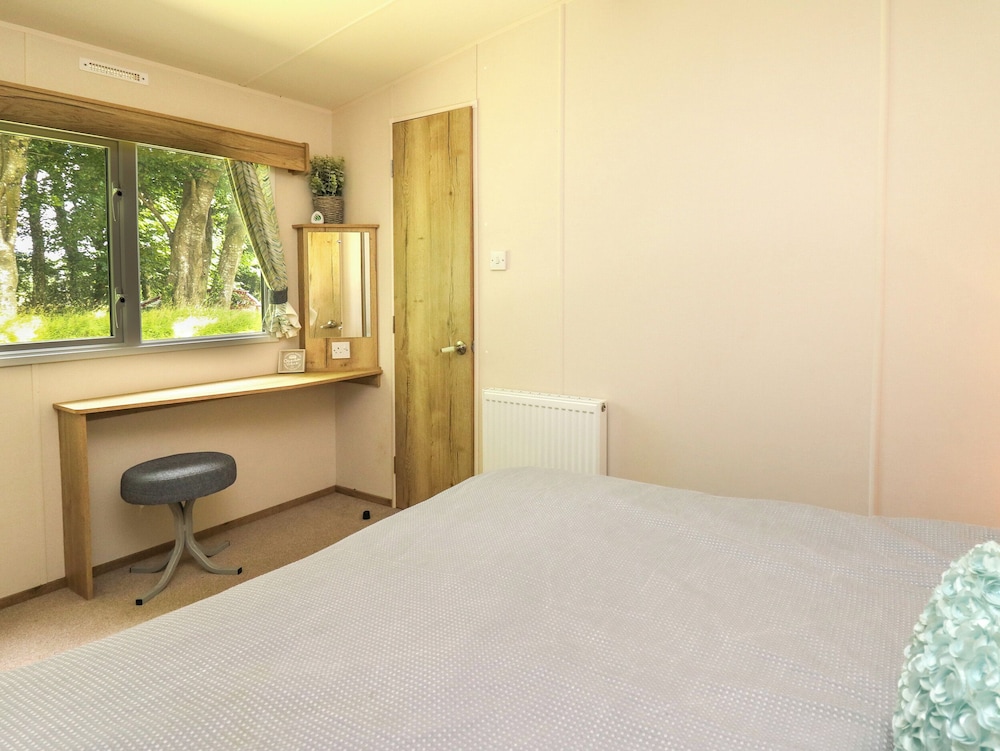 Caravan 6 at Blackmoor Farm