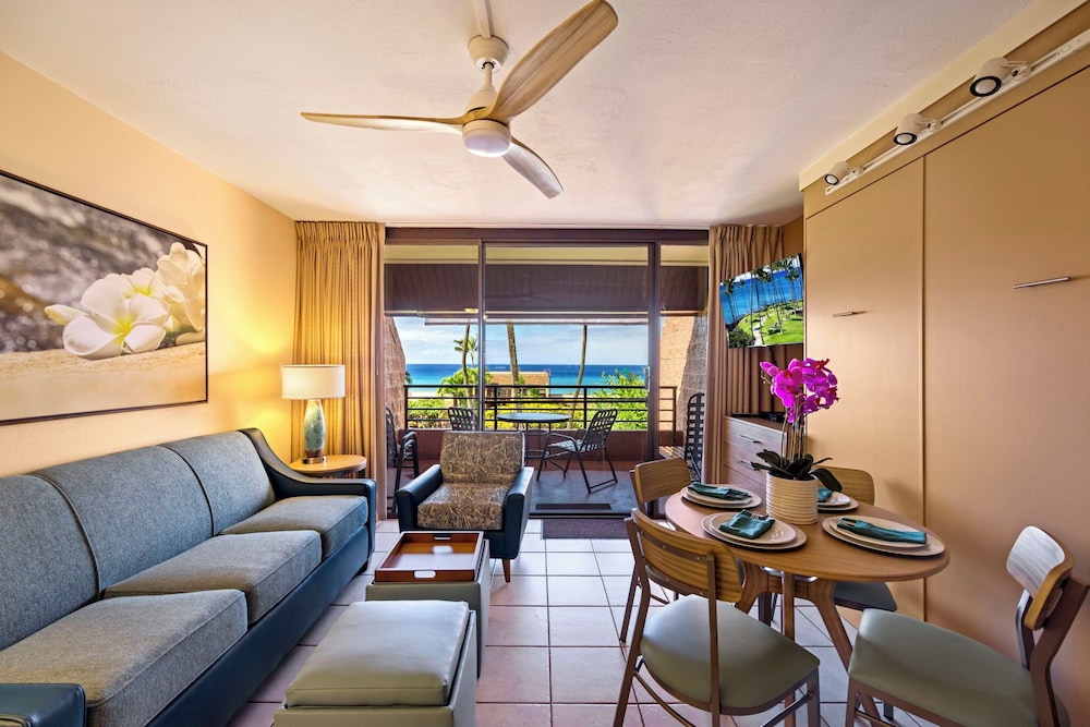 Kuleana Club - 319