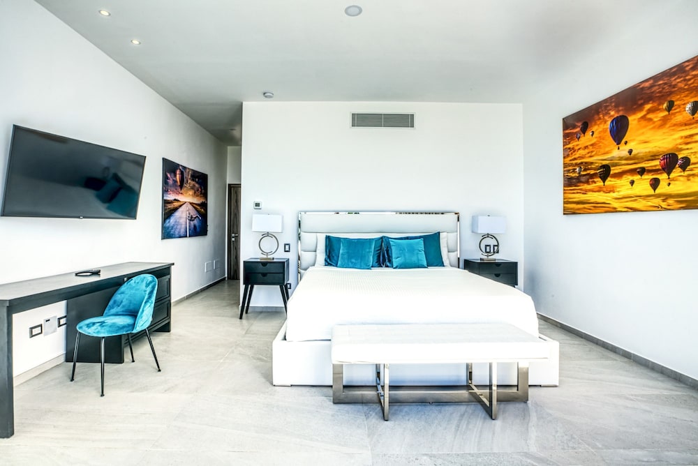 Cap Cana Villa for Rent Modern Fresh and Fully-equipped Oceanfront Villa