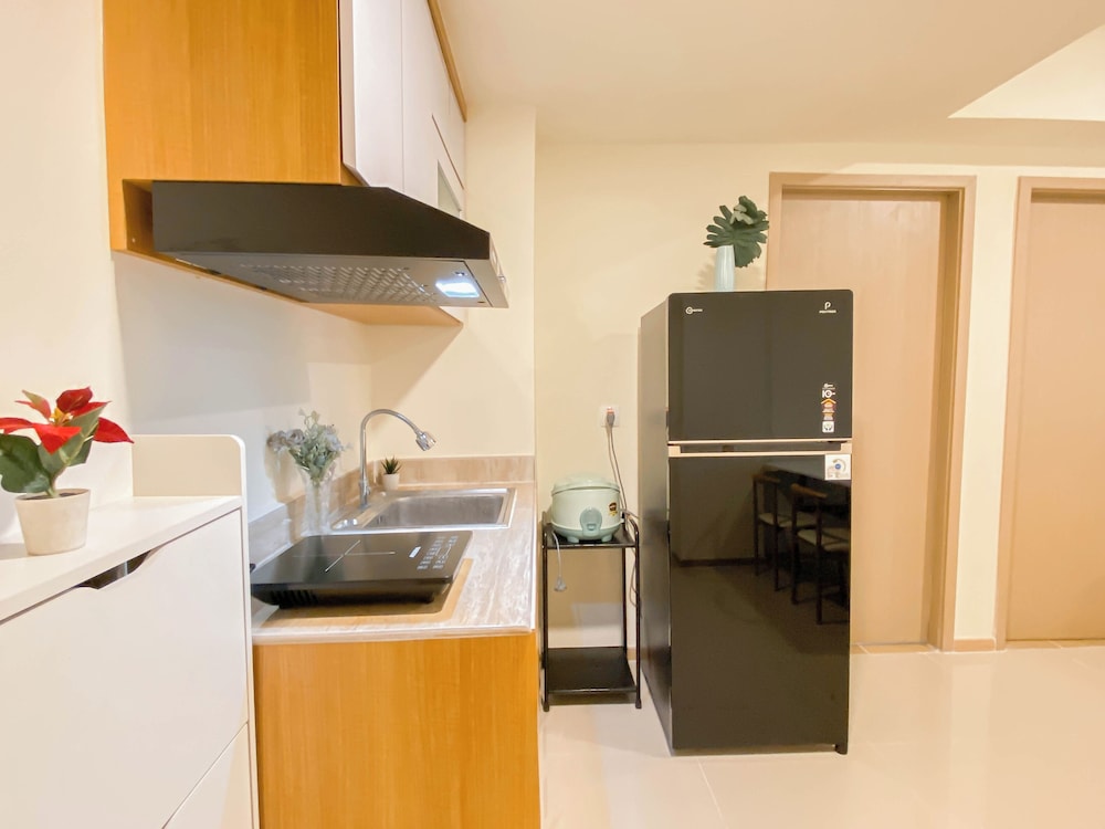 Simply And Homey 3Br At Apartment Meikarta
