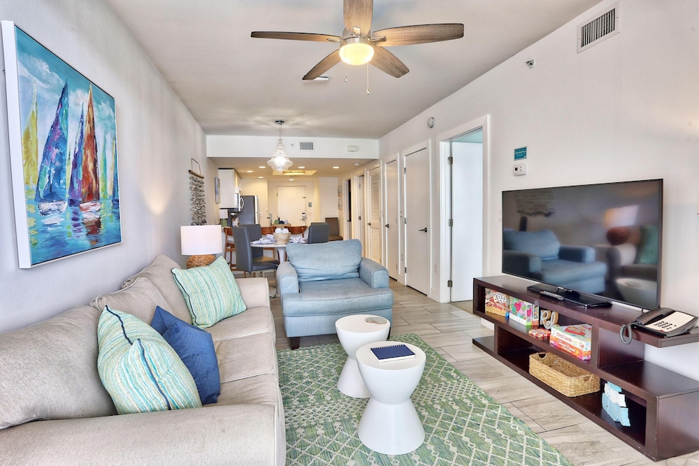 Oceana 204 East