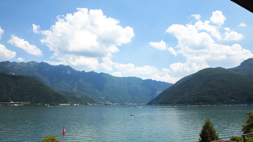 Photo 40