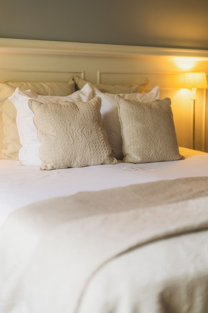 Number 11 Exclusive Guesthouse