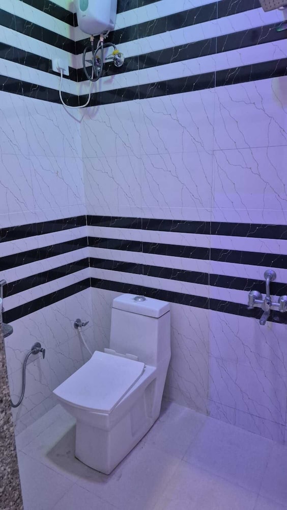 Shree Hanuman Hotel