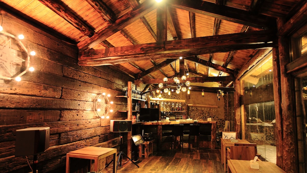 No.5 Valley Lodge