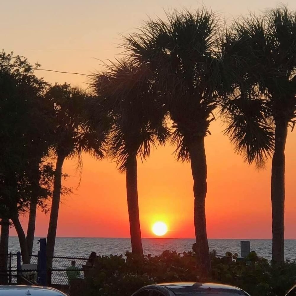 Inn on the Gulf