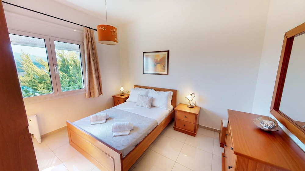Villa Angelika Two-storey House With Pool for 7