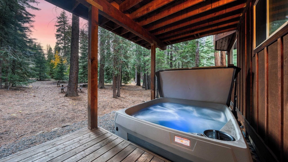 Cozy Tahoe Retreat w/ Hot Tub, Movie Room & Forest Views Tahoma Getaway by Avantstay