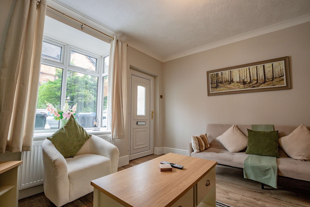 Host Stay Mayfield House