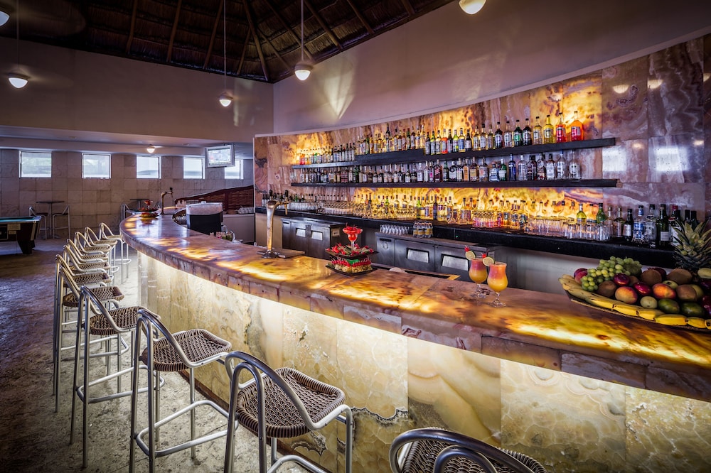 BlueBay Grand Esmeralda All Inclusive - Property Image 38