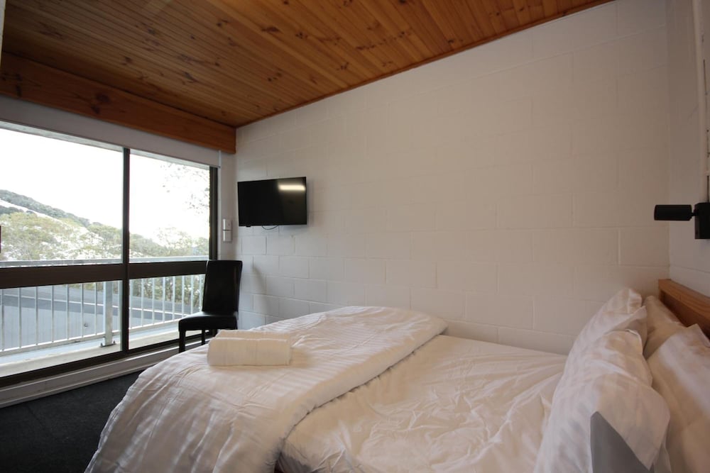 Falls Creek Hotel
