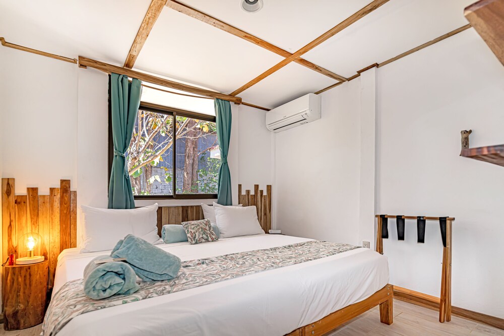 Drift Away Eco Lodge