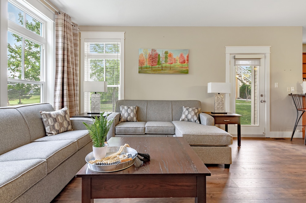 Rivergrass Condos