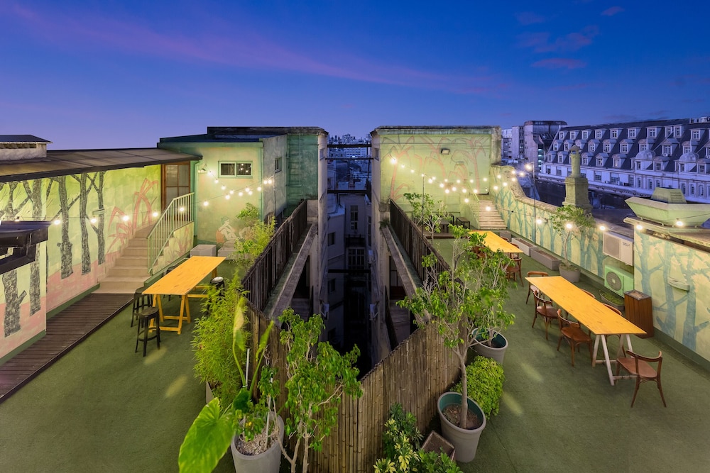 Milhouse Avenue - Hostel