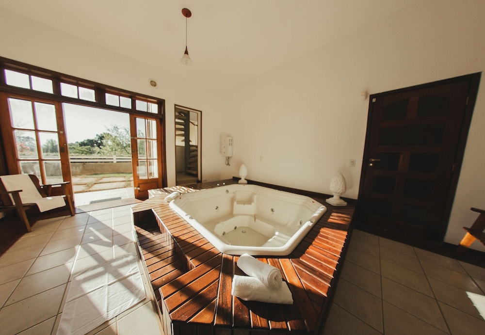 Cerejeira Guest House